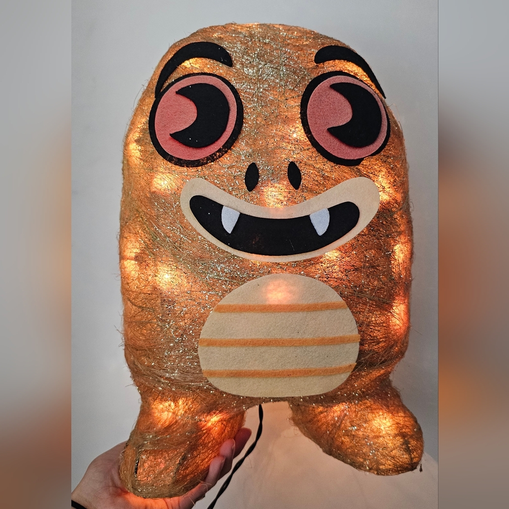 Hyde And Eek 16' Monster RARE Light Up Halloween Decoration